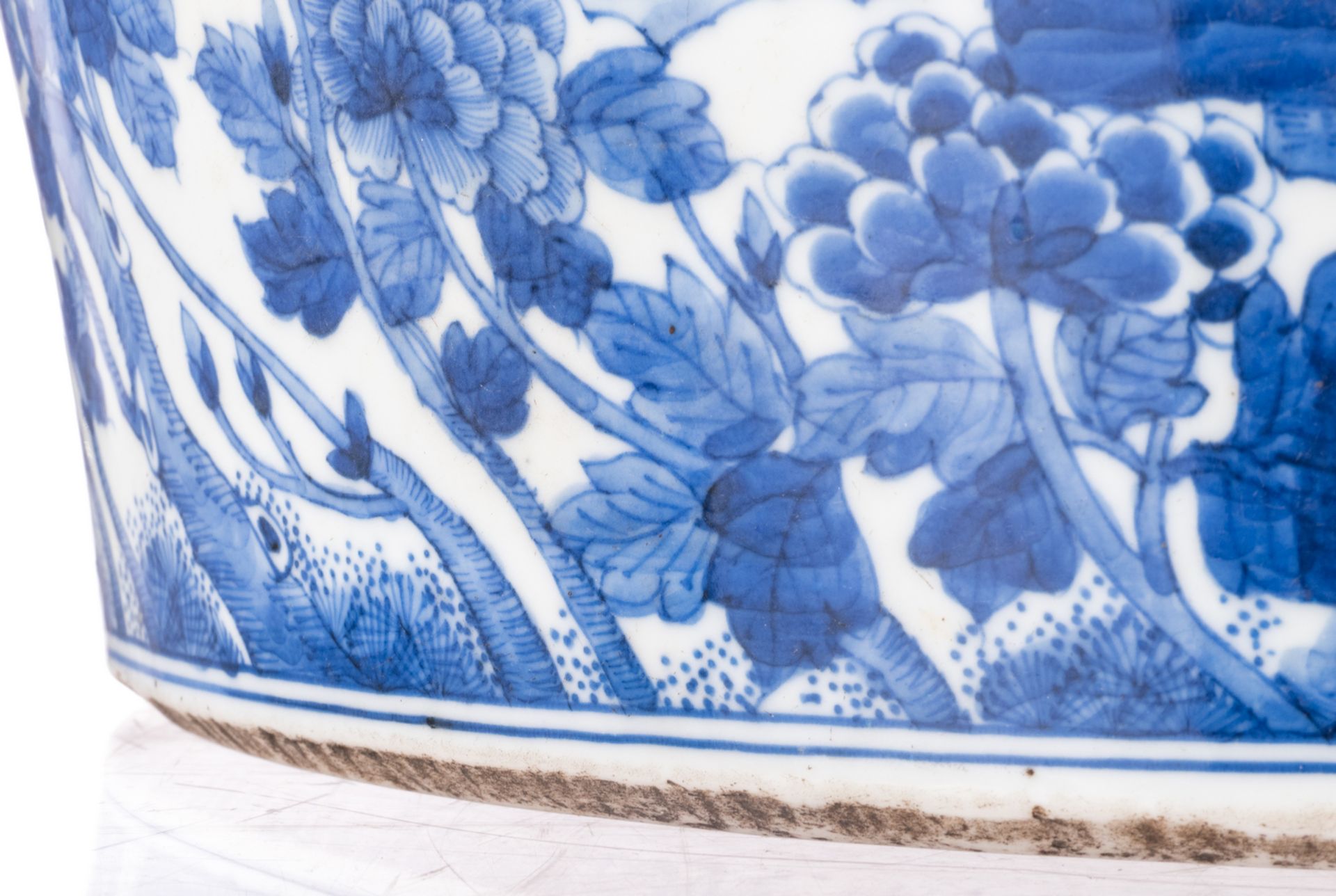 A large Chinese blue and white bowl, decorated with phoenix and flower branches, Kangxi, H 17,5 - - Bild 12 aus 12