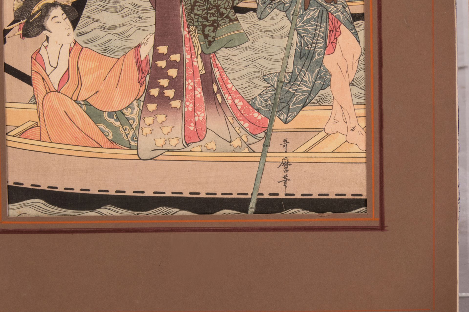 A lot of five Japanese ukiyo-é depicting scenes out of daily life of the courtesans and scenes of - Bild 4 aus 11
