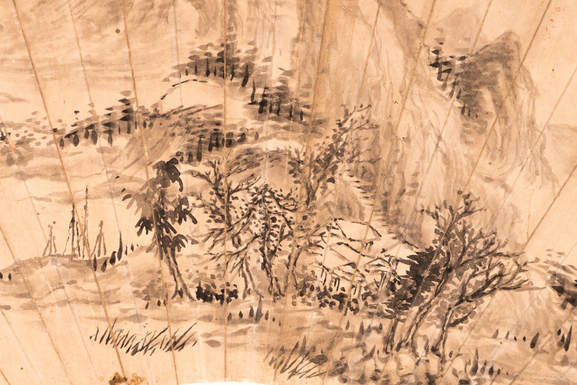 A Chinese fan shaped watercolour depicting a village in a mountainous landscape, second half of - Bild 2 aus 12