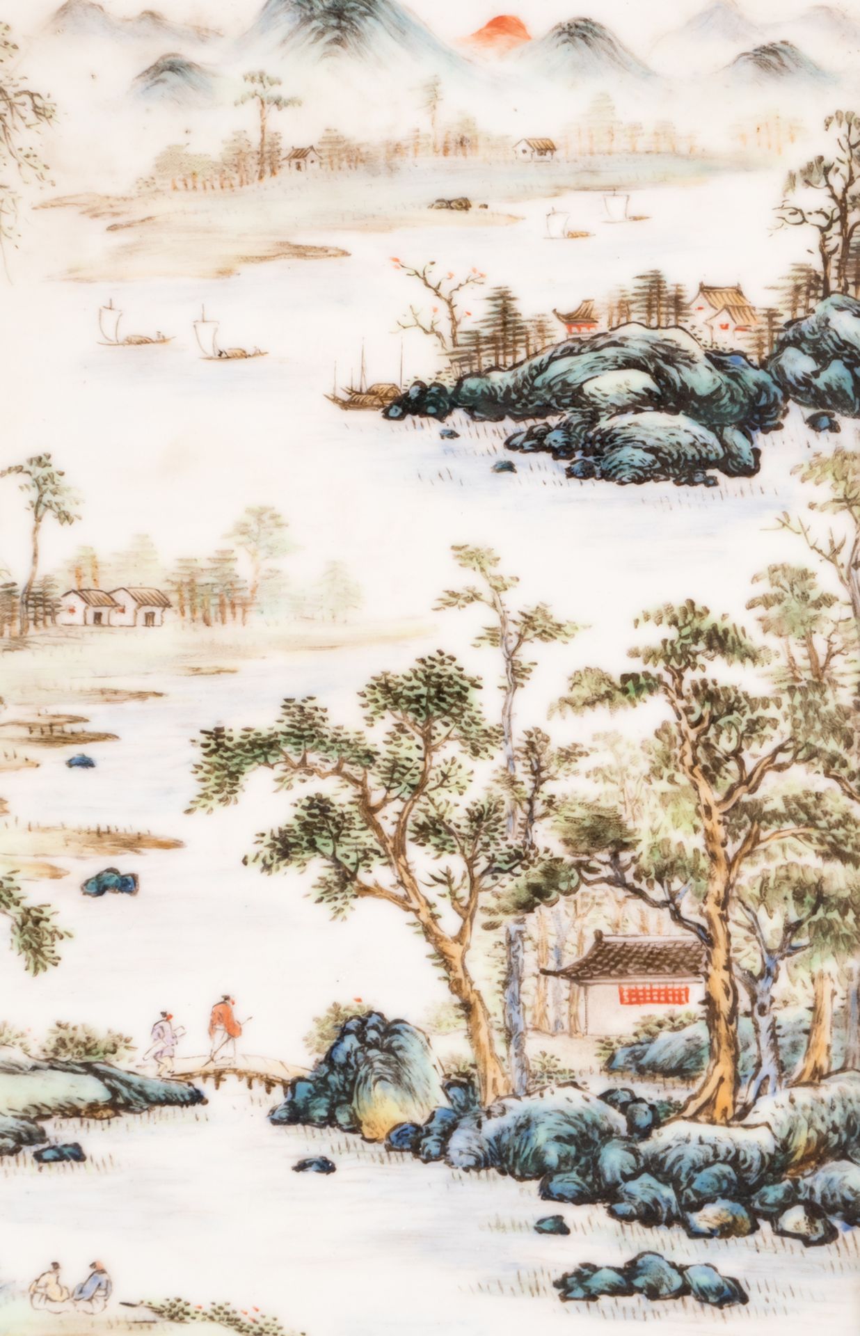 A Chinese polychrome porcelain plaque, decorated with figures in a mountainous river landscape, - Bild 4 aus 5