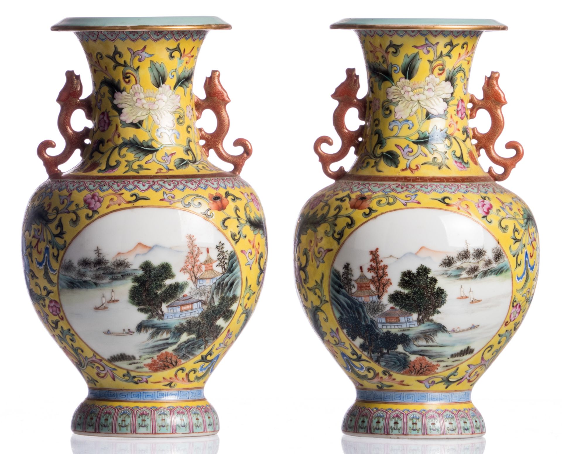 A pair of Chinese yellow ground polychrome and floral decorated vases, the roundels with mountainous - Bild 3 aus 8