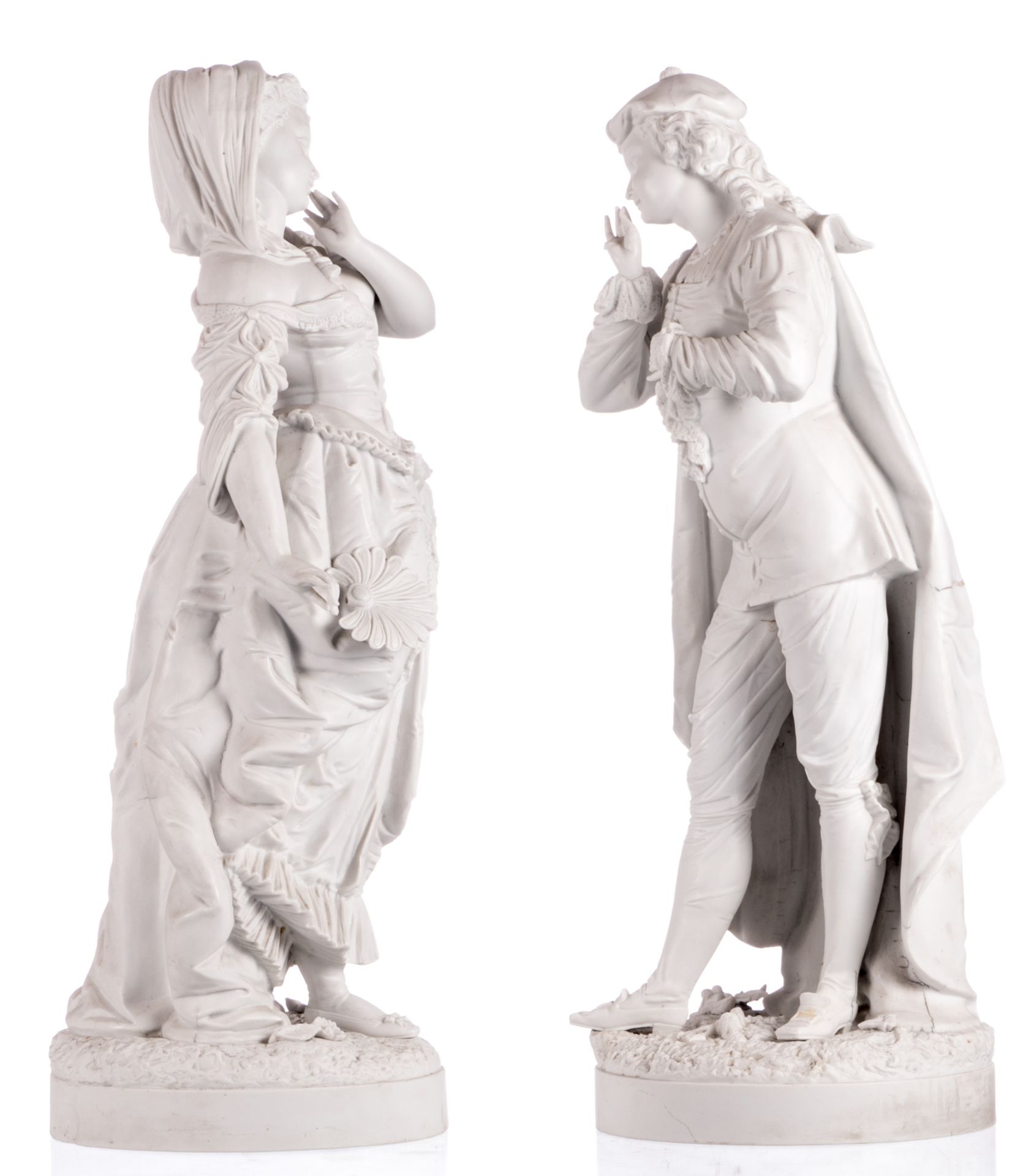 An elegant biscuit couple, presumably French, third quarter of the 19thC, H 70,5 cm - Bild 3 aus 7