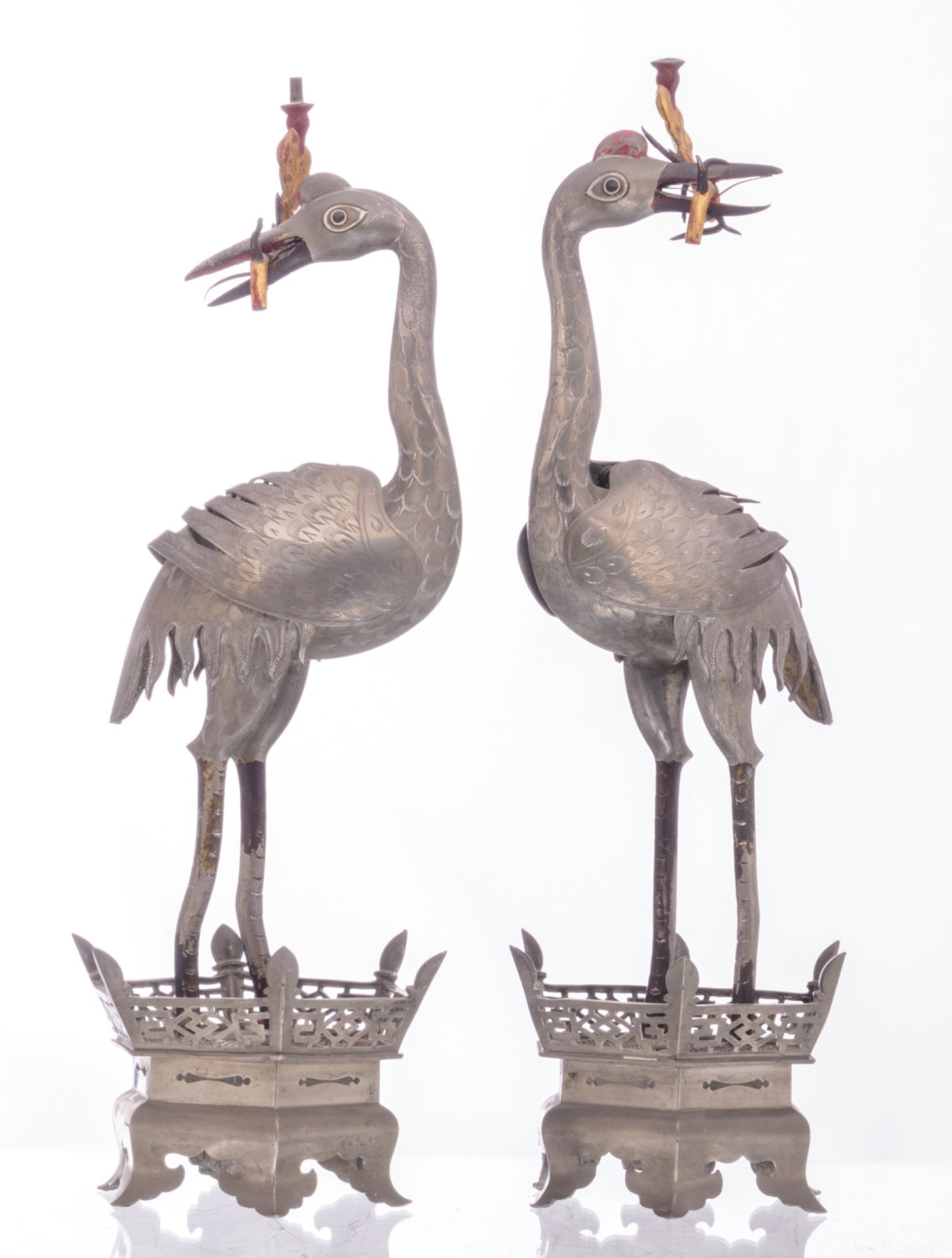 A Chinese pair of polychrome decorated pewter candlesticks, modelled as cranes, marked, H 48 cm - Bild 3 aus 7