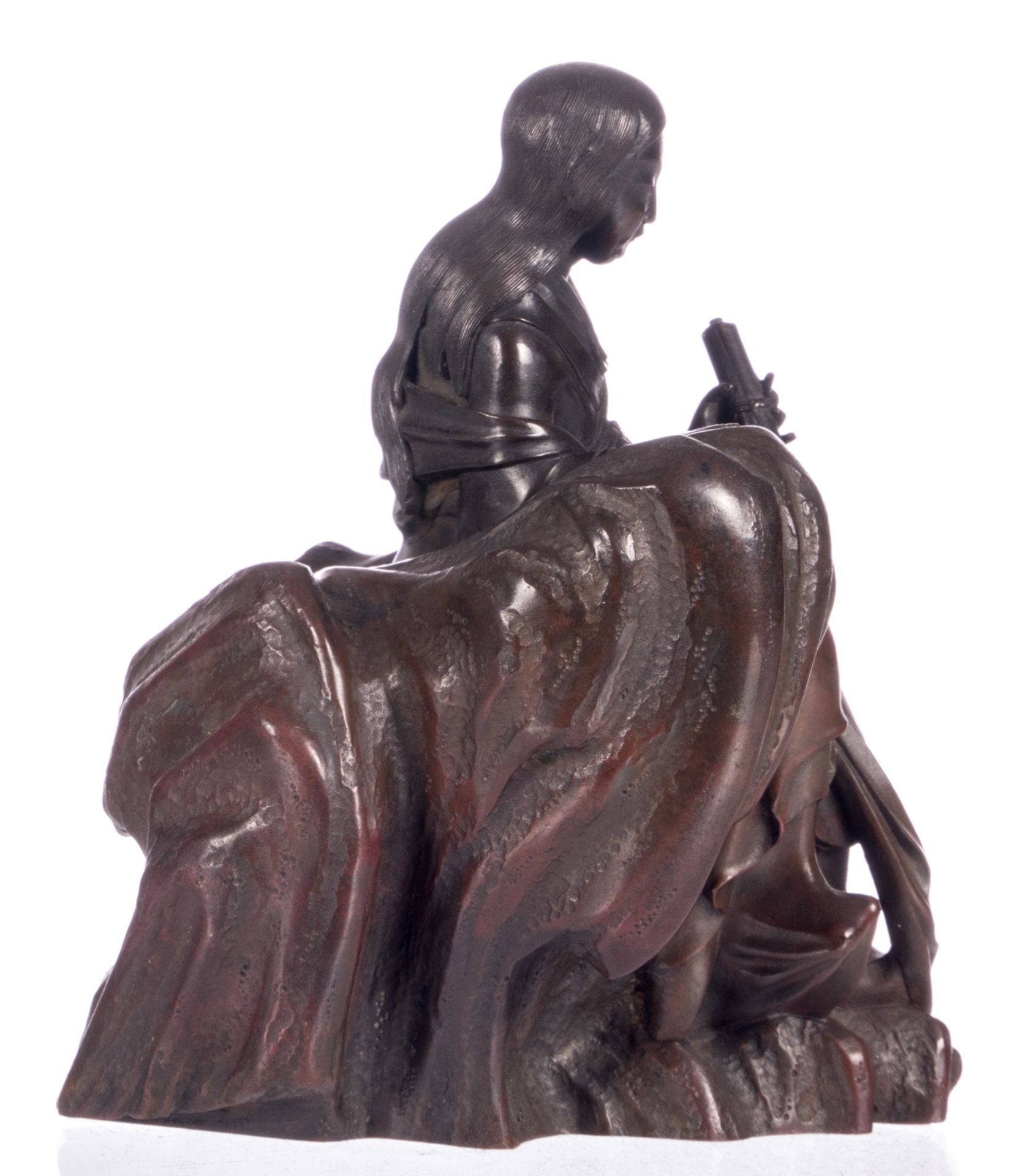 A Chinese bronze Guanyin sitting on a rock, 19thC, H 16 cm - Bild 3 aus 6