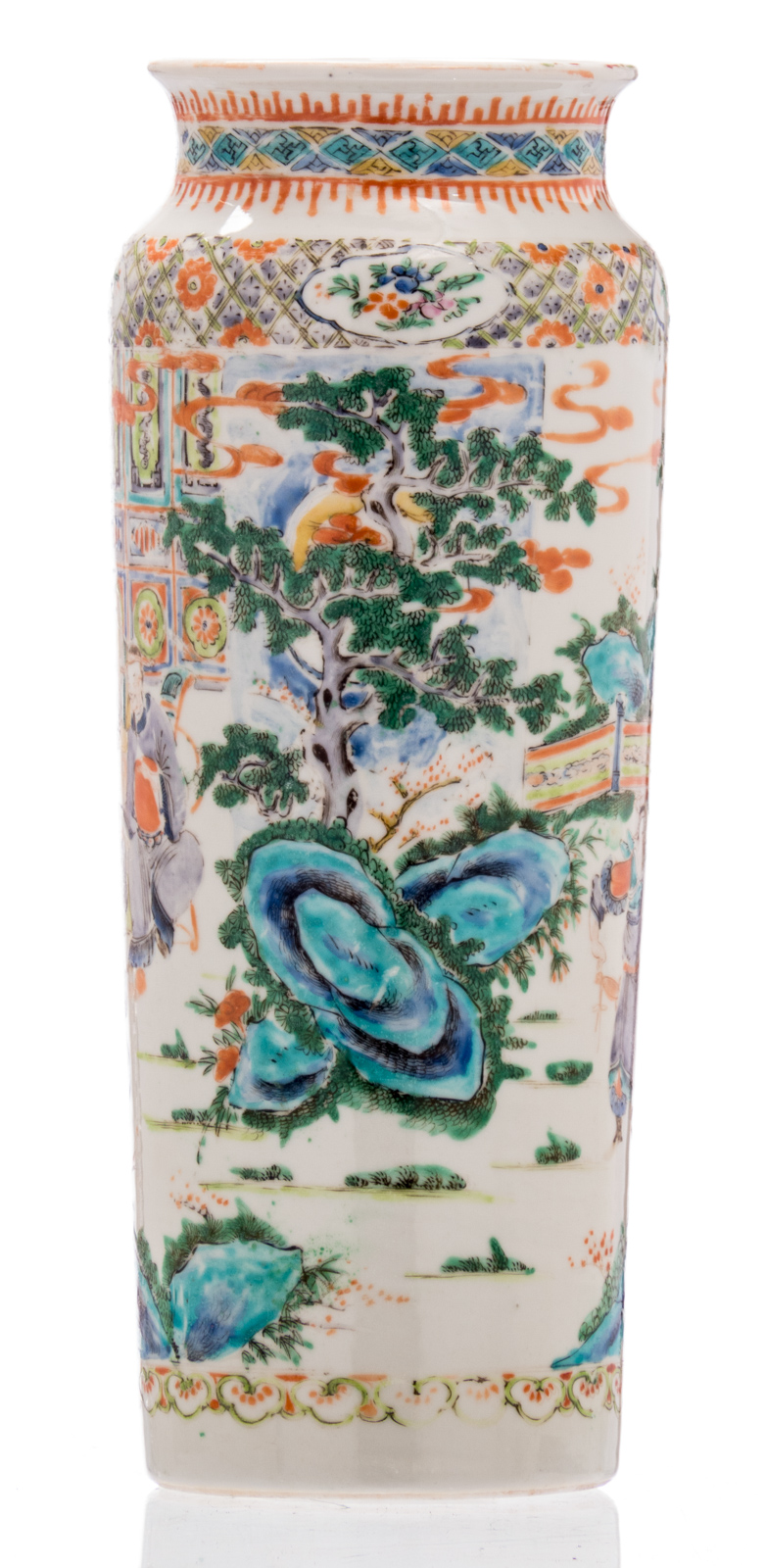 A Chinese turquoise ground famille rose vase, floral decorated with mythological animals and symbols - Bild 4 aus 6