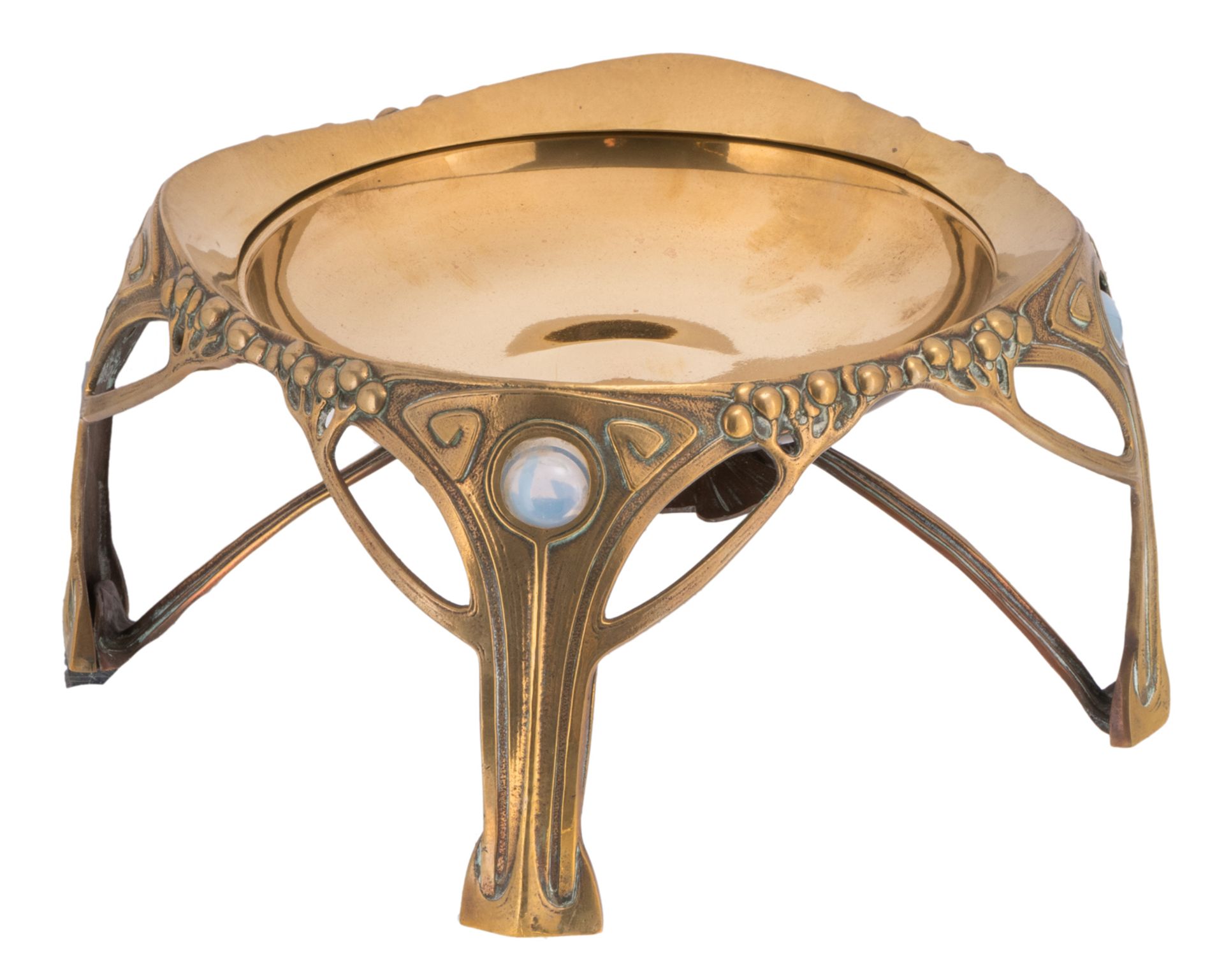 A presumably German gilt brass Jugendstil dish with glass inlay, about 1900, H 14 - W 22,5 cm