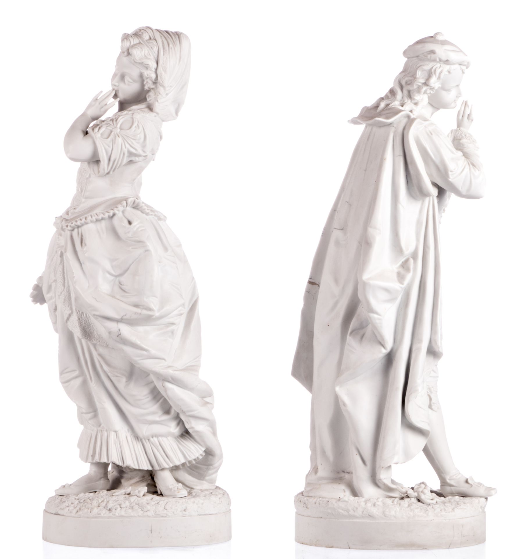 An elegant biscuit couple, presumably French, third quarter of the 19thC, H 70,5 cm - Bild 5 aus 7