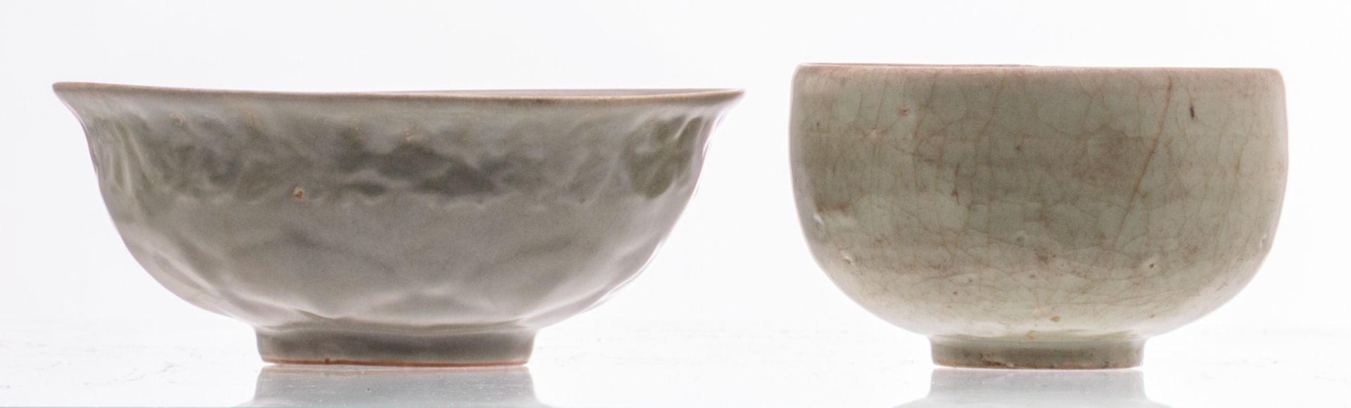 A various Chinese celadon and flambé glazed vases and bowls, some marked; added a Chinese - Bild 20 aus 34