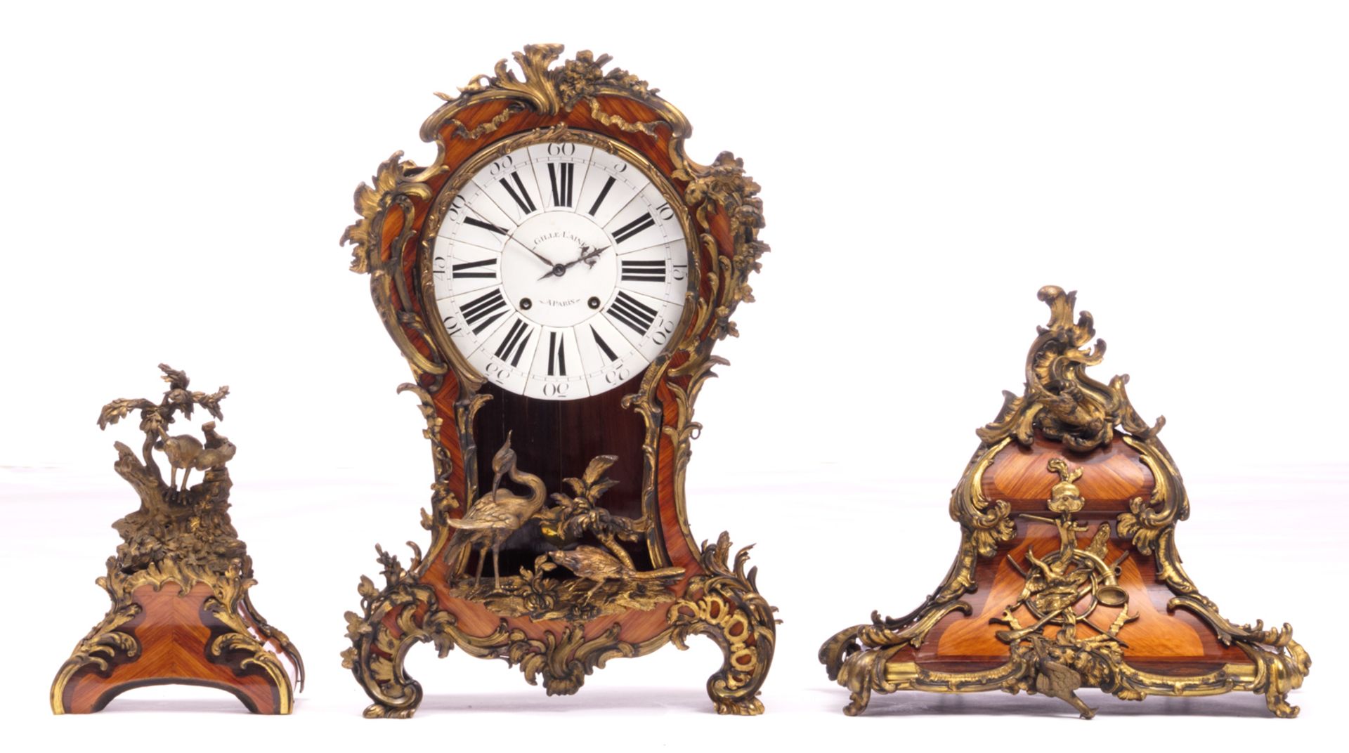 A second half of the 18thC French rosewood and kingwood cartel clock with bronze mounts, the dial - Bild 3 aus 7