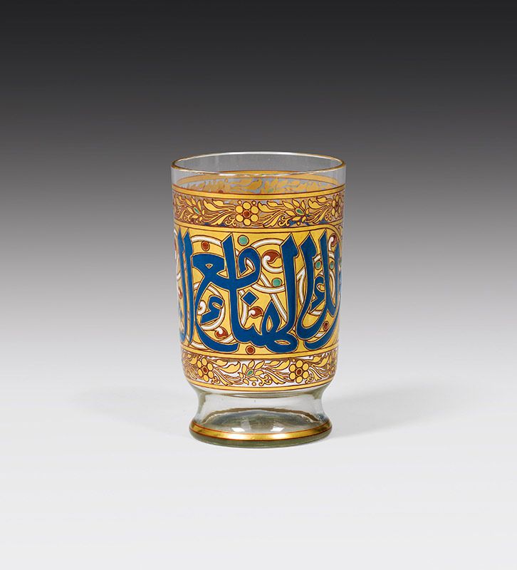 Becher aus der "arabischen Serie", J. & L. Lobmeyr, Wien, um 1880 farbloses Glas, Gold- und