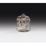 Vierkantflasche, Kramsach/Alpenländisch, datiert 1745 farbloses Glas, Emailfarbendekor;