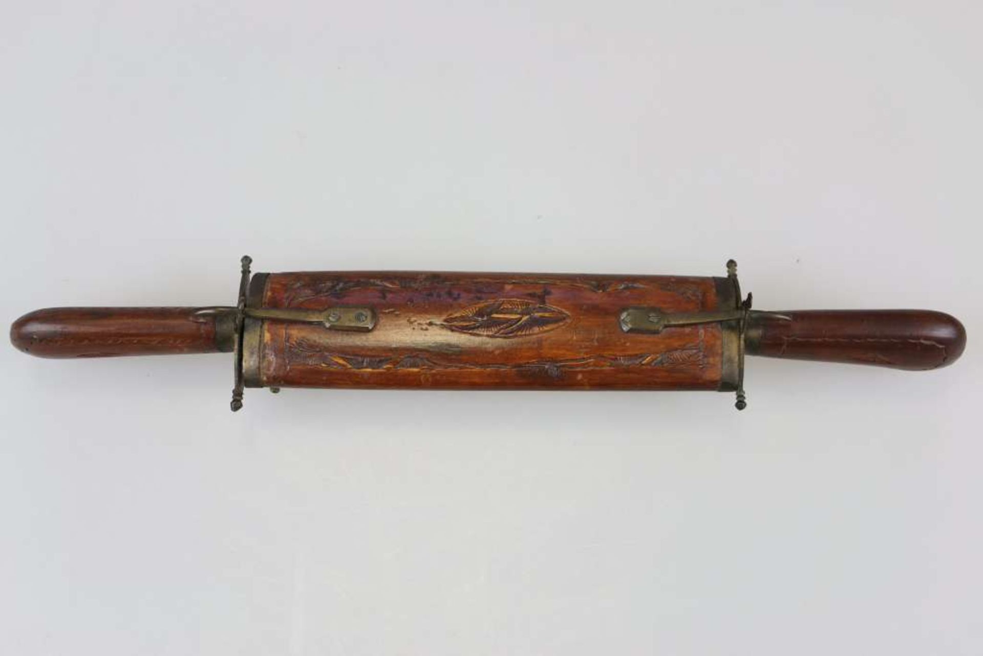 Tranchierbesteck aus Bambus, Indien wohl 19 Jh.. L. Messer: 30 cm.