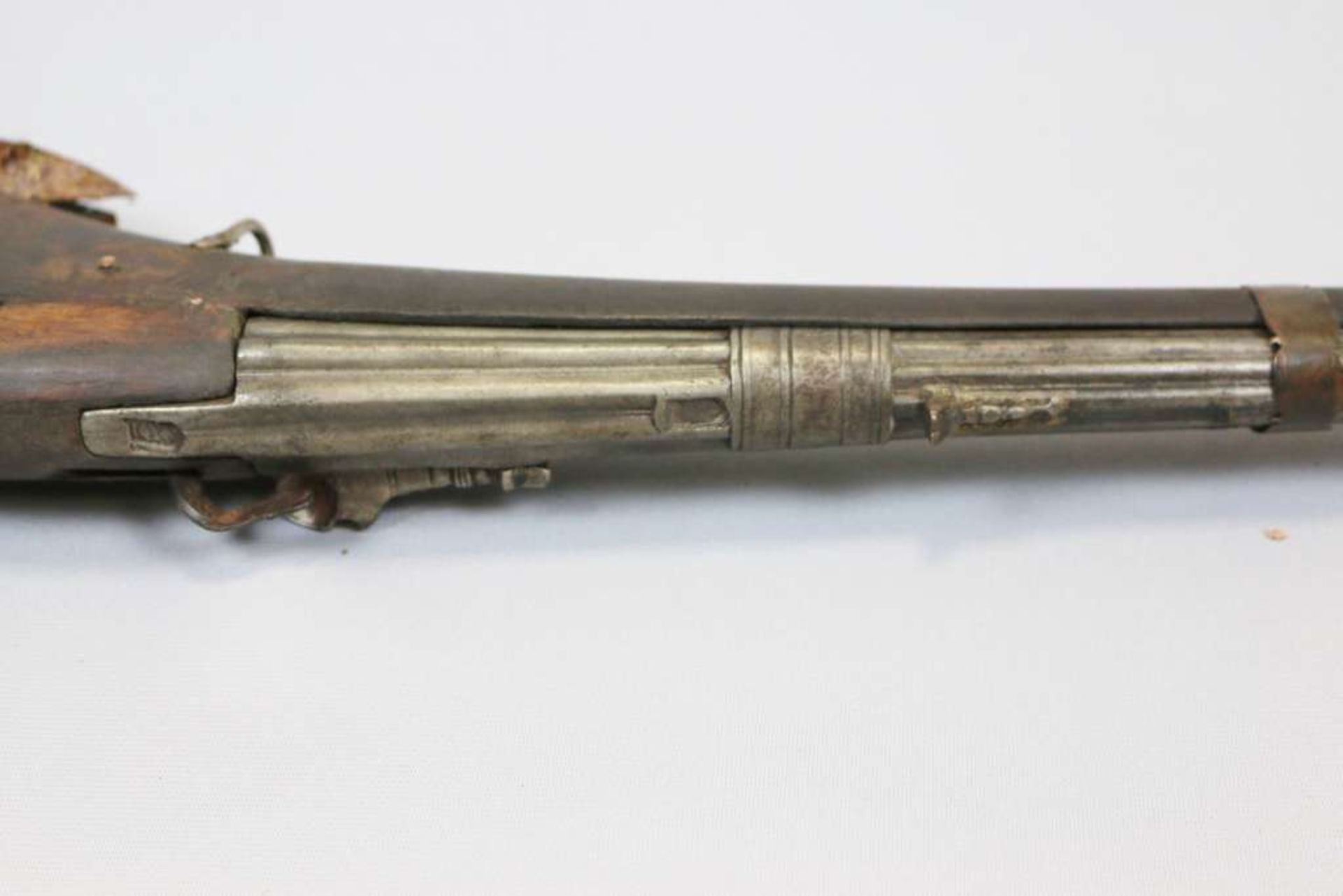 Schweres Luntenschloss Gewehr, Afghanistan 19 Jh., Schaft gebrochen. Gesamtlänge: ca. 162 cm. - Bild 5 aus 5