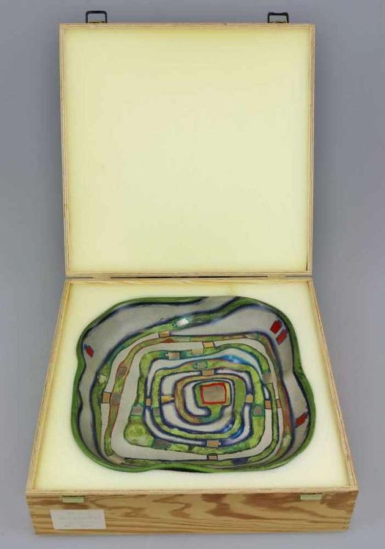 Friedensreich Hundertwasser (1928-2000),Spiralental 1983. Steingut, farbig gefasst [...] - Bild 2 aus 6