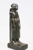 Ägypten, Statuette einer männlichen Figur mit langem Rock, wohl Priester, [...]