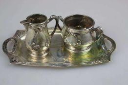 Milch und Zucker, mit Tablett, 800er Silber, Halbmond und Krone, Jugendstil. Gr. 875 [...]