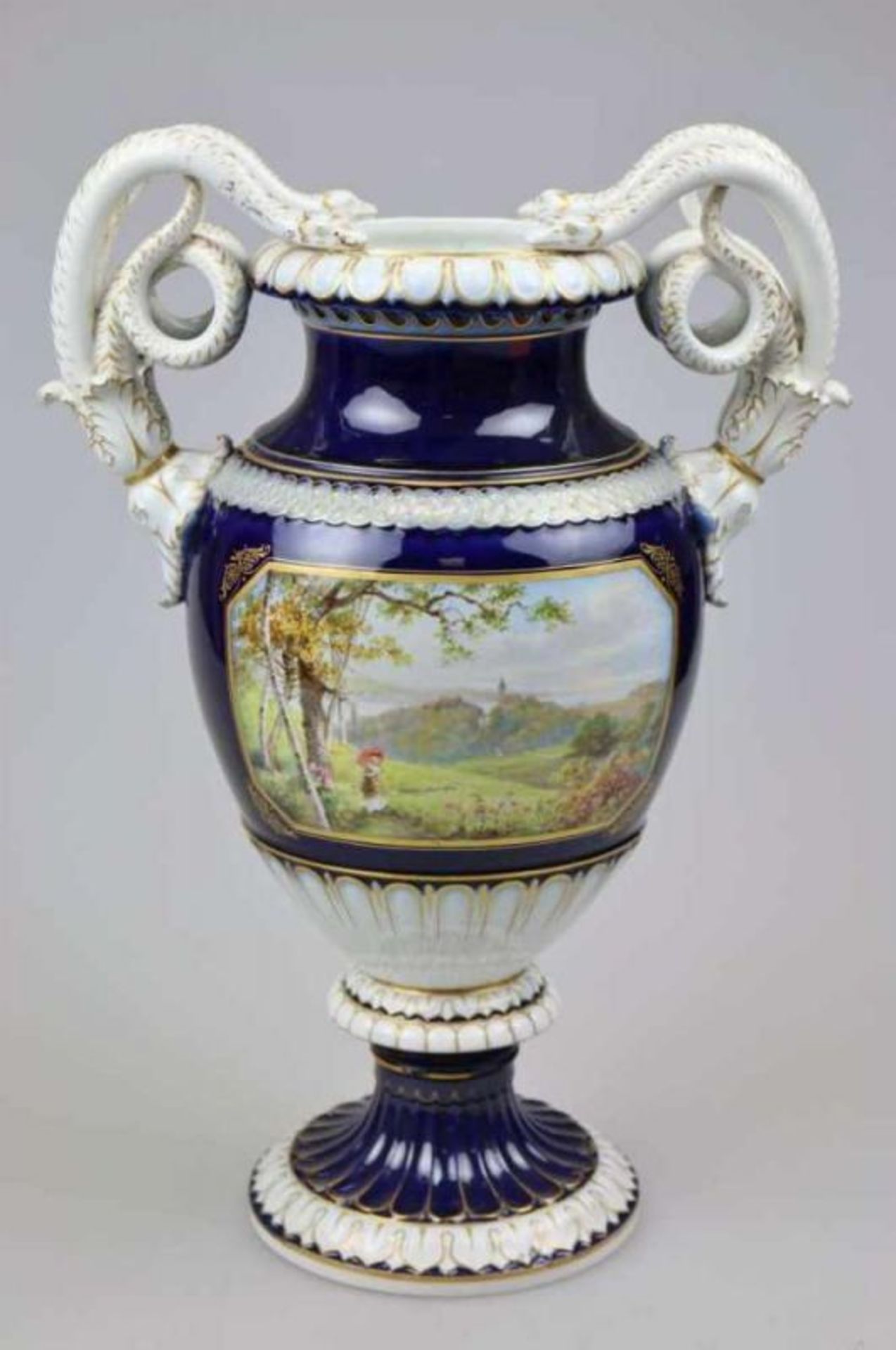 Meissen Schlangenhenkelvase mit Malerei in Kartuschen. Entwurf Ernst August Leuteritz [...] - Bild 6 aus 14