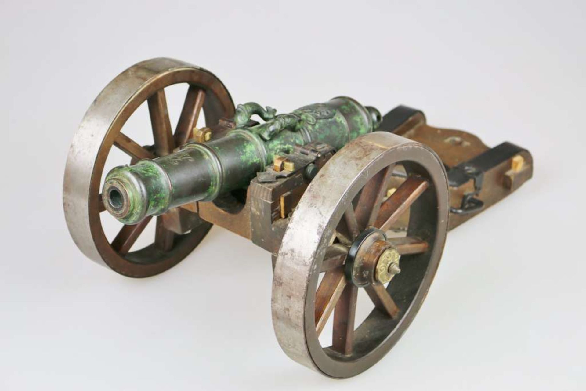 Schussfähiges Modell eines Feldgeschütz/Feldschlange. Rohr Kupferguss mit zwei Handhaben als