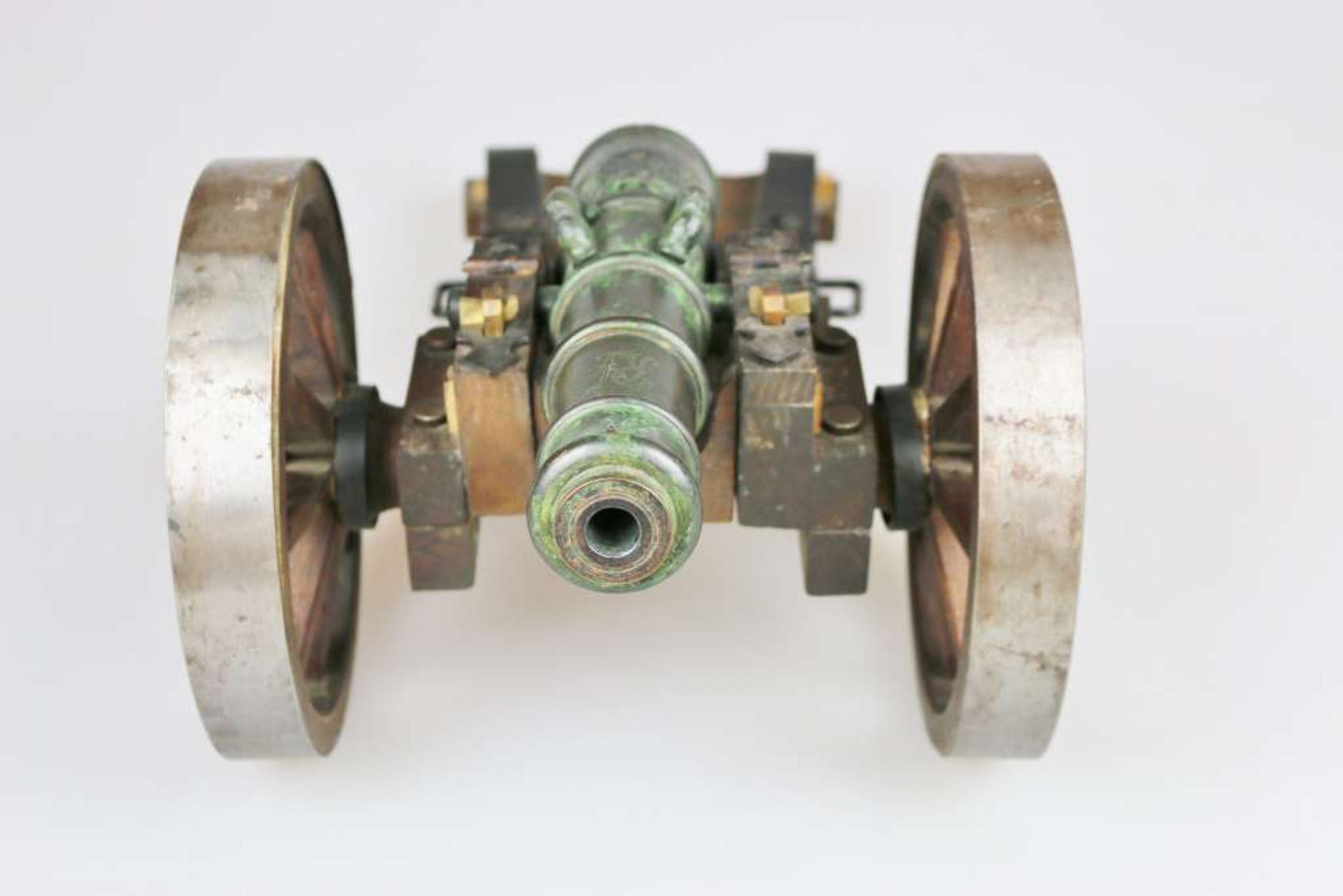 Schussfähiges Modell eines Feldgeschütz/Feldschlange. Rohr Kupferguss mit zwei Handhaben als - Bild 4 aus 5