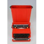 Ettore SOTTSASS (1917-2007), Schreibmaschine "Valentine", Entwurf: 1968, Ausführung: Olivetti,