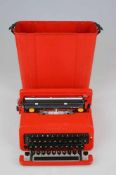 Ettore SOTTSASS (1917-2007), Schreibmaschine "Valentine", Entwurf: 1968, Ausführung: Olivetti,