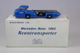 CMC Mercedes-Benz 1954 Renntransporter, das blaue Wunder, lack. Metallausf., M 1:18, detailgetreue
