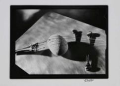 Pavel ODVODY (1953), Fotografie, unten rechts signiert. "Stillleben". Maße: 9,4 x 12,5 cm. Im