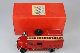 Feuerwehr Gerätewagen Opel Blitz mit Anhänger, bezeichnet Lineol, evtl. Handmuster um 1970, rotes