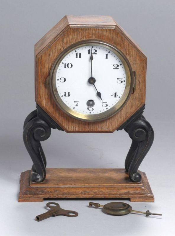 Kamin-Uhr, Dufa - Deutsche Uhrenfabrik, um 1900-20, Eichengehäuse, teils ebonisiert, 2-Tagewerk,