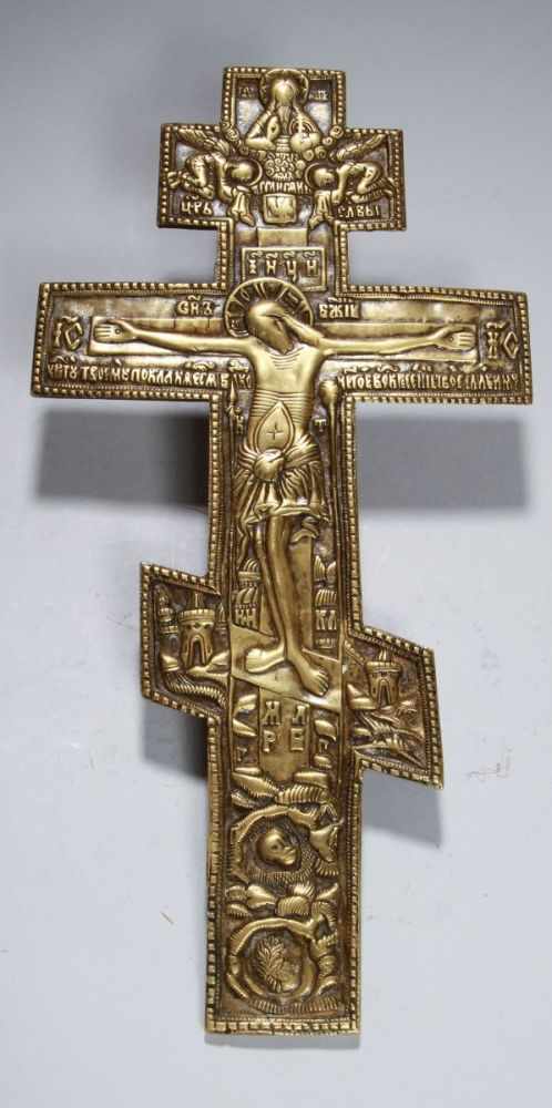 Bronze-Ikonenkreuz, Russland, 18./19. Jh., flache, orthodoxe Kreuzform mit reliefiertem Corpus