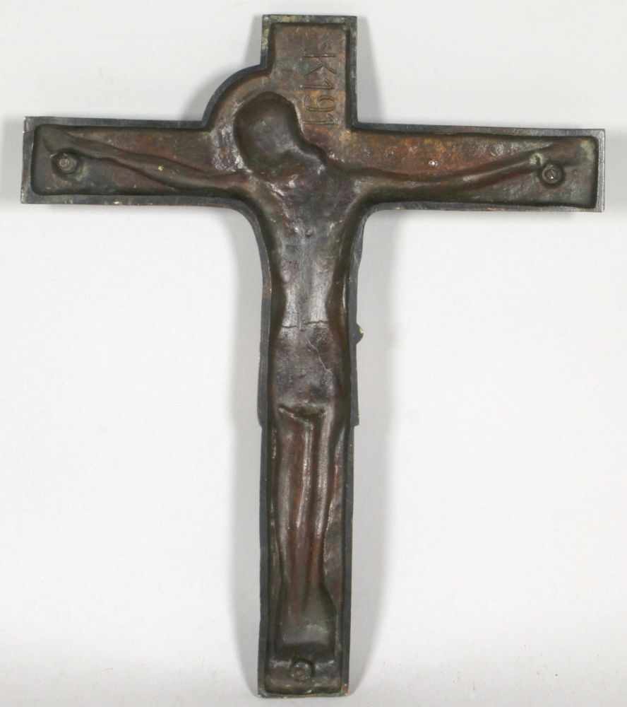 Bronze-Kreuz und Kupfer-Weihrauchschiffchen, Kreuz als Applike, um 1900-20, mit reliefplastischem - Image 2 of 4