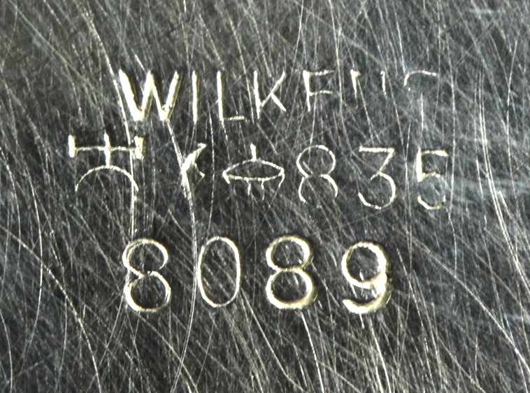 Teekanne, Wilkens & Söhne, 1. Hälfte 20. Jh., Silber 835, runder Stand mit umlaufendem Zopfband, - Image 2 of 2