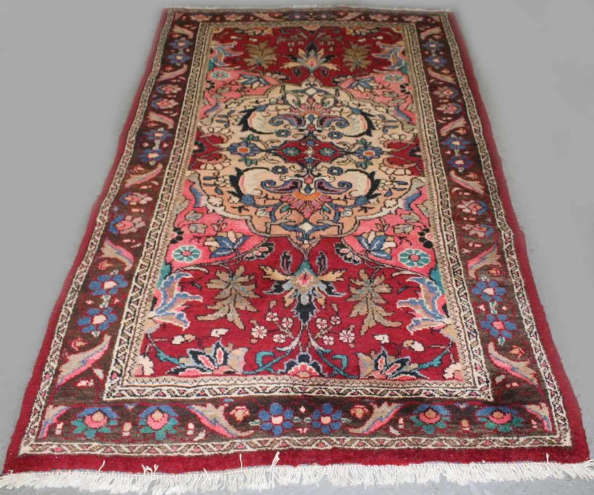 O.-Teppich, Bortschalu, NW-Iran, ca. 30-40 Jahre alt, Wolle auf Baumwolle, 229 x 130 cm