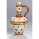 Feinsteinzeug-Henkelvase, Villeroy & Boch, Mettlach, um 1910, Mod.nr.: 1328, über kleinem,