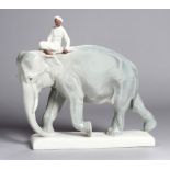 Porzellan-Figur, "Elefant mit Inder ", Meissen, 1924-34, Entw.: Paul Walther 1906, Mod.nr.: W 148,