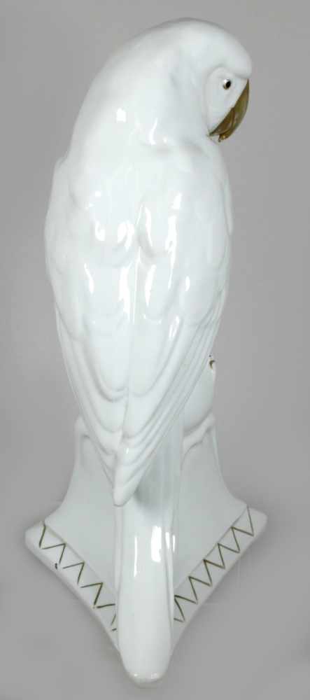 Porzellan-Tierplastik, "Papagei", Carl Scheidig Porzellanfabrik, Gräfenthal, um 1906-35, Mod.nr.: - Image 2 of 3