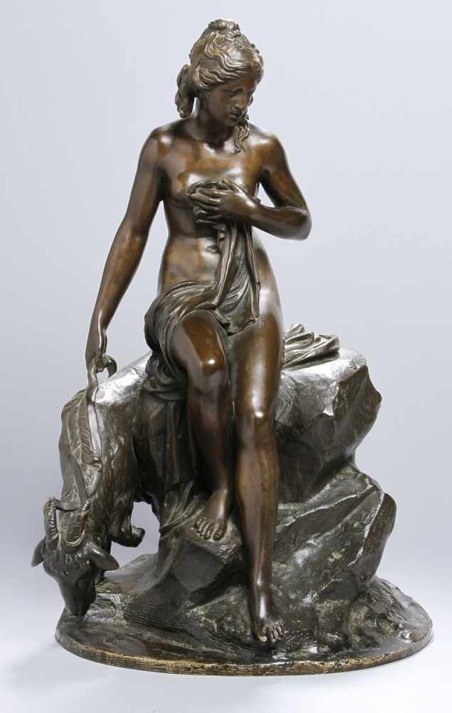 Bronze-Plastik, "Badende mit Ziegenbock", anonymer Bildhauer um 1900, bez. Musée du Louvre,