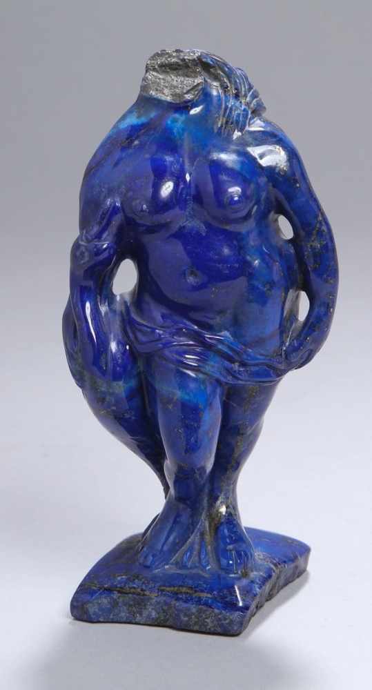 Lasislazuli-Figur, "Kopflose Leda mit dem Schwan", anonymer Bildhauer, auf kantiger Flachplinthe