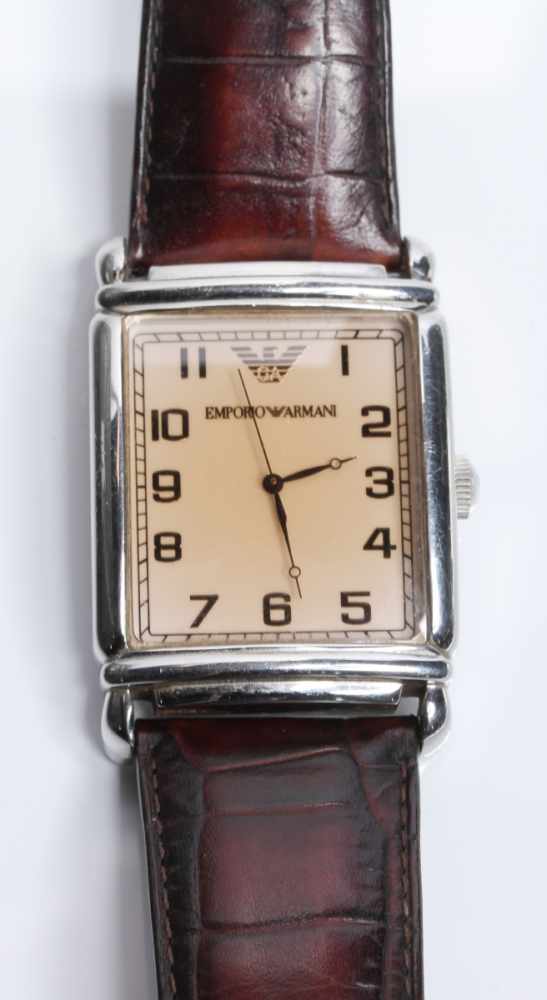 Armbanduhr, Emporio Armani, Quartzwerk, rechteckiges Edelstahlgehäuse, Sekunde aus der Mitte,