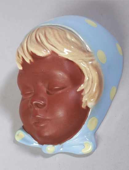 Keramik-Wandmaske, "Mädchen mit Kopftuch", Porzellanfabrik Cortendorf Julius Griesbach, Coburg-