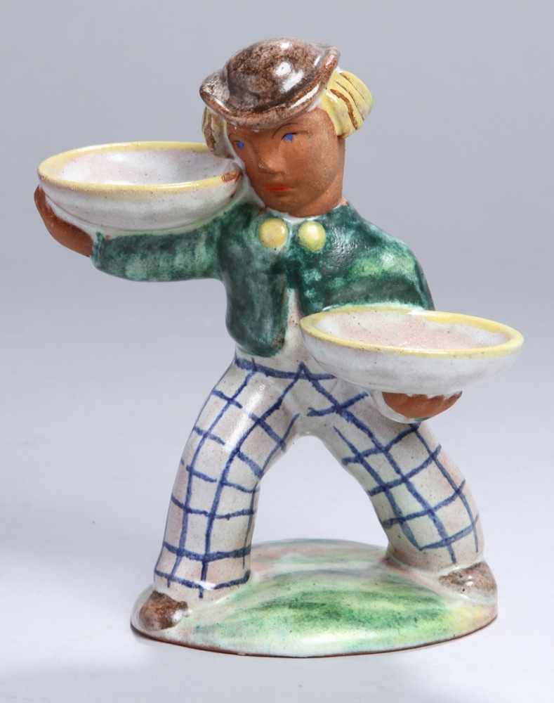 Keramik-Figur, "Schalenträger", Österreich, um 1920, auf leicht gewölbter Ovalplinthe