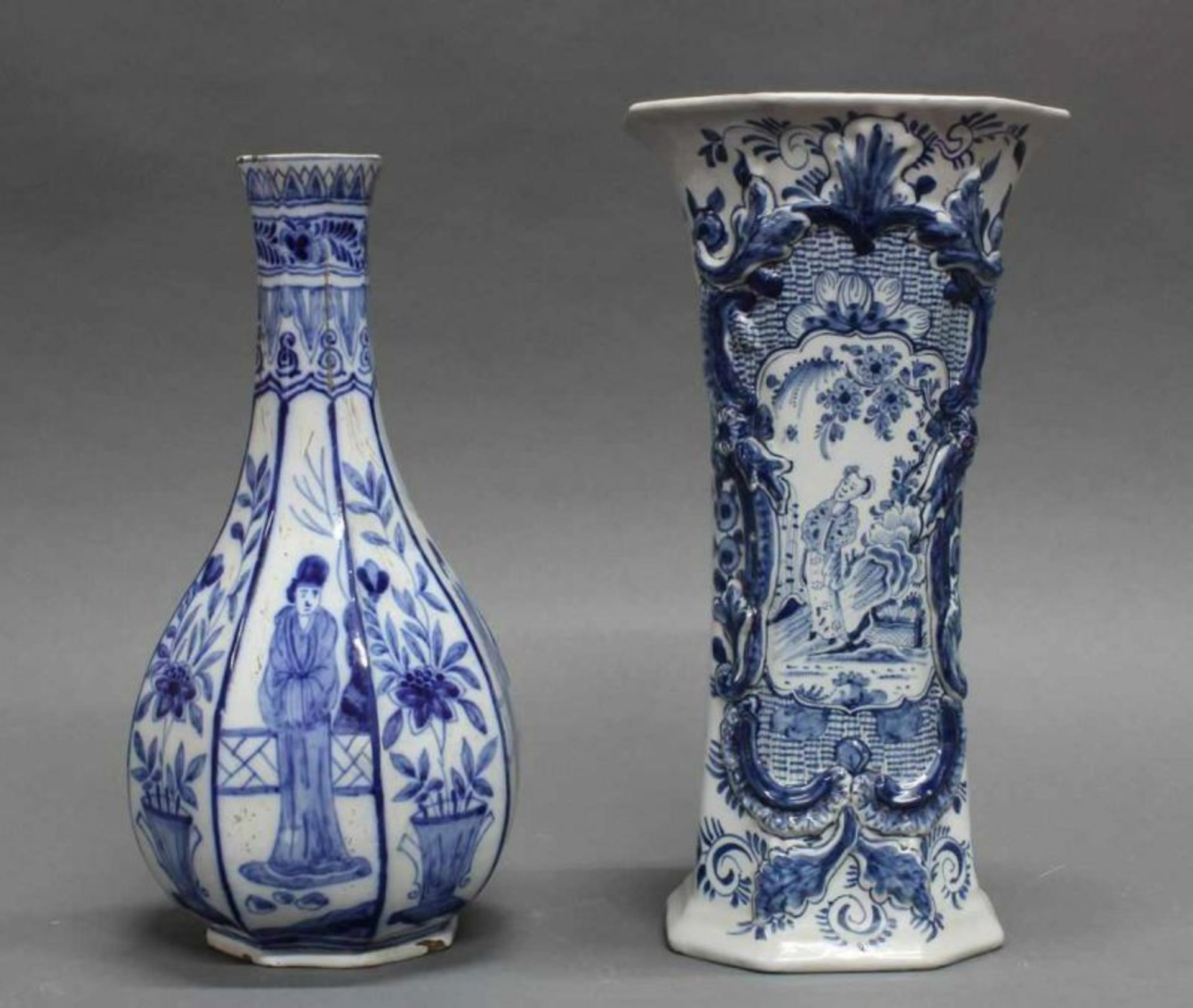 Flaschenvase, Fayence, Delft, 18. Jh., blaue Marke WK, polyconal, 29 cm hoch, restauriert, Haarriss;