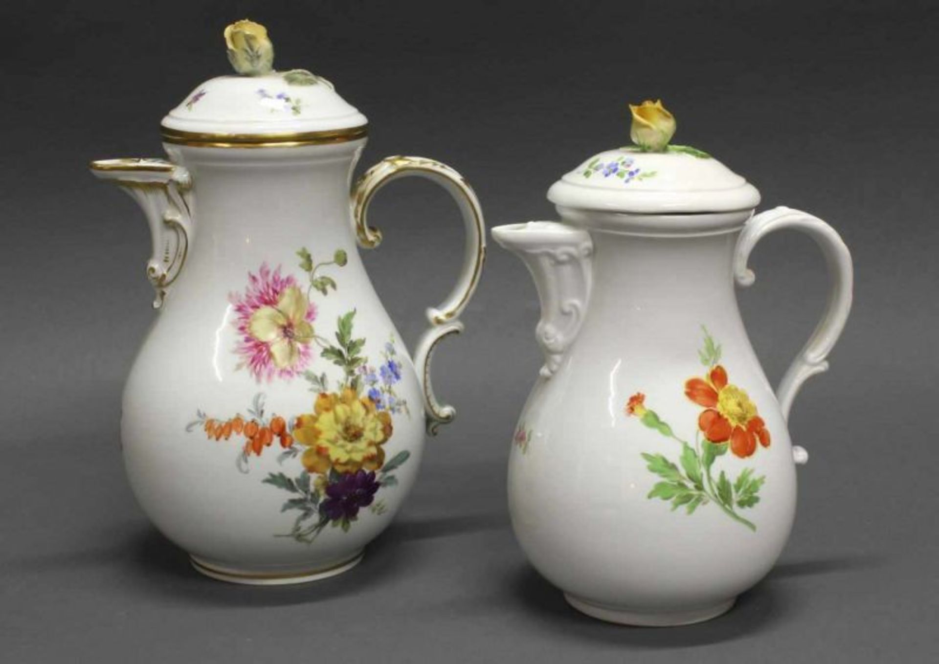 2 Kaffeekannen, Meissen, Schwertermarke, 1850-1924, 1./2. Wahl, bunte Blumendekore, teils