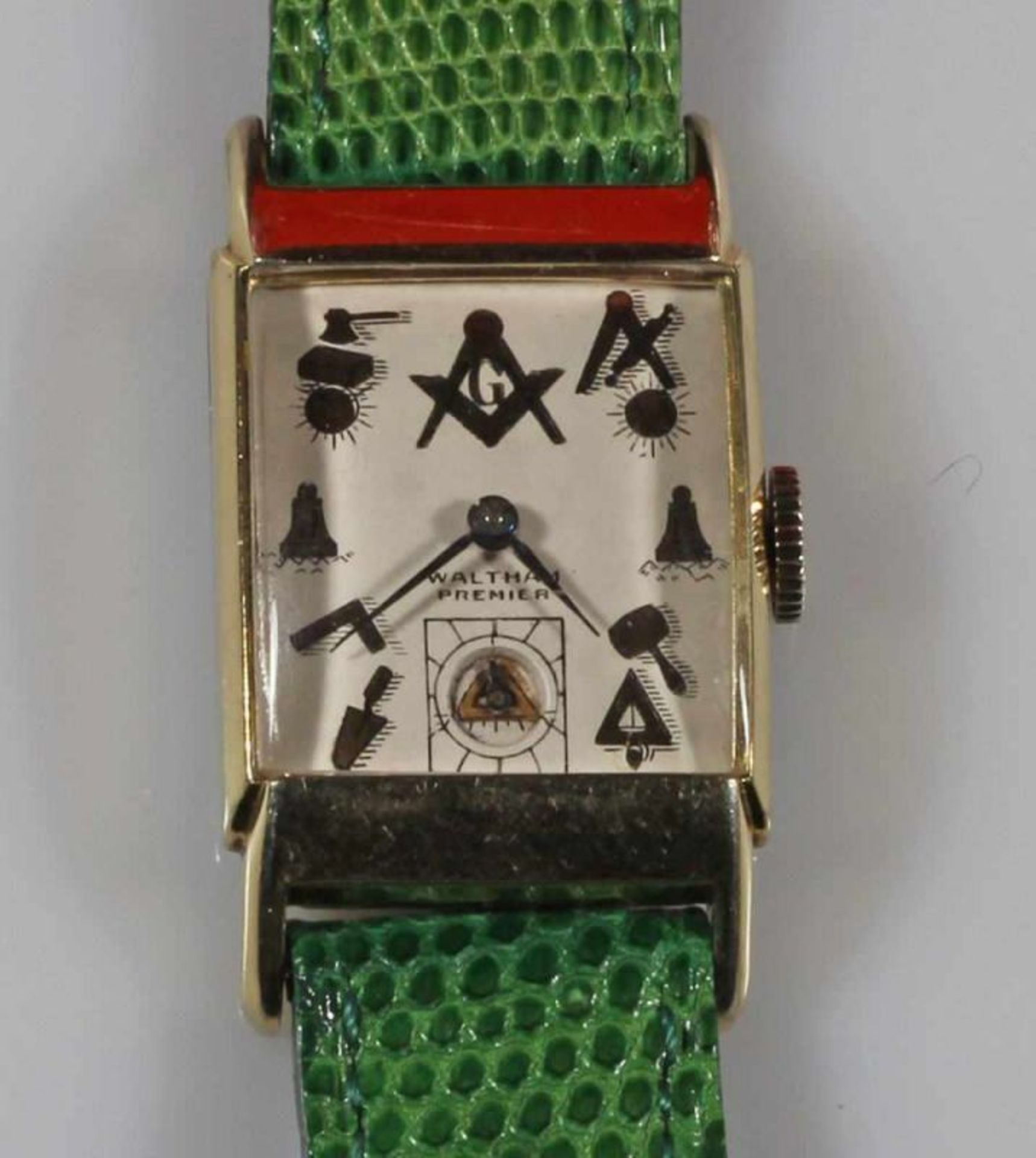 Armbanduhr, Waltham Premier, Freimaurer-Design, 1930er Jahre, Handaufzug, Gehäuse vergoldet, Boden