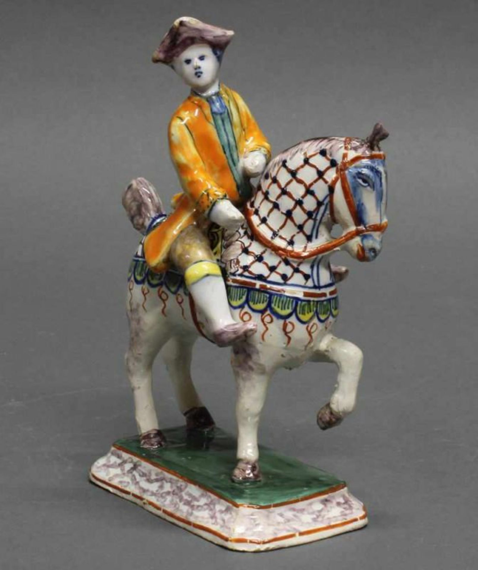 Fayencefigur, "Liegende Kuh", Delft, um 1760-1780, ungemarkt, polychrom, Hörner und Ohren - Image 5 of 6