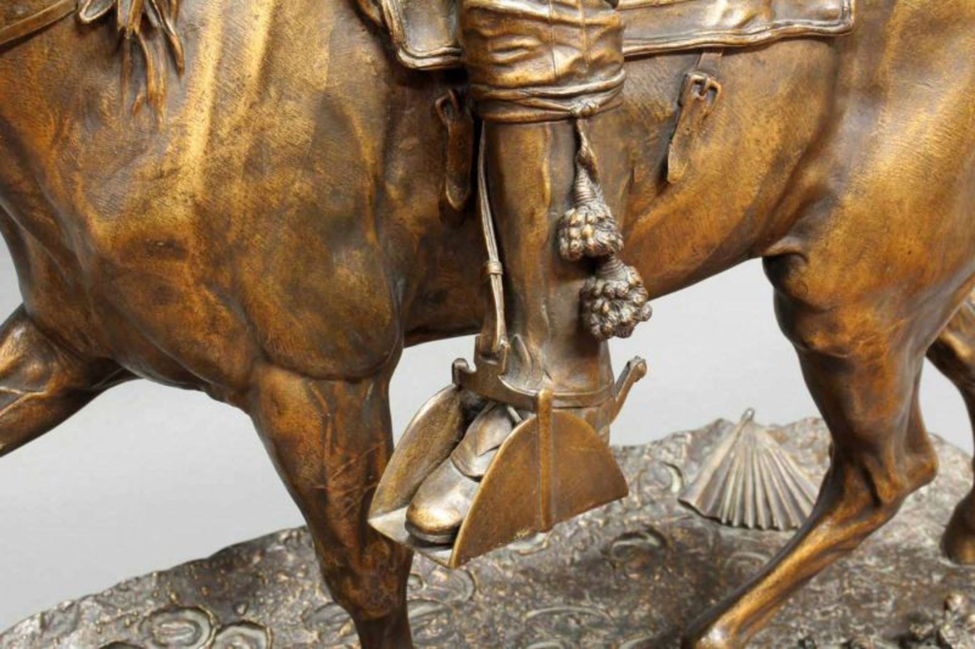 Bronze, braun patiniert, "Picador à cheval", auf dem Sockel bezeichnet und datiert P.J. Mène 1876, - Image 7 of 8