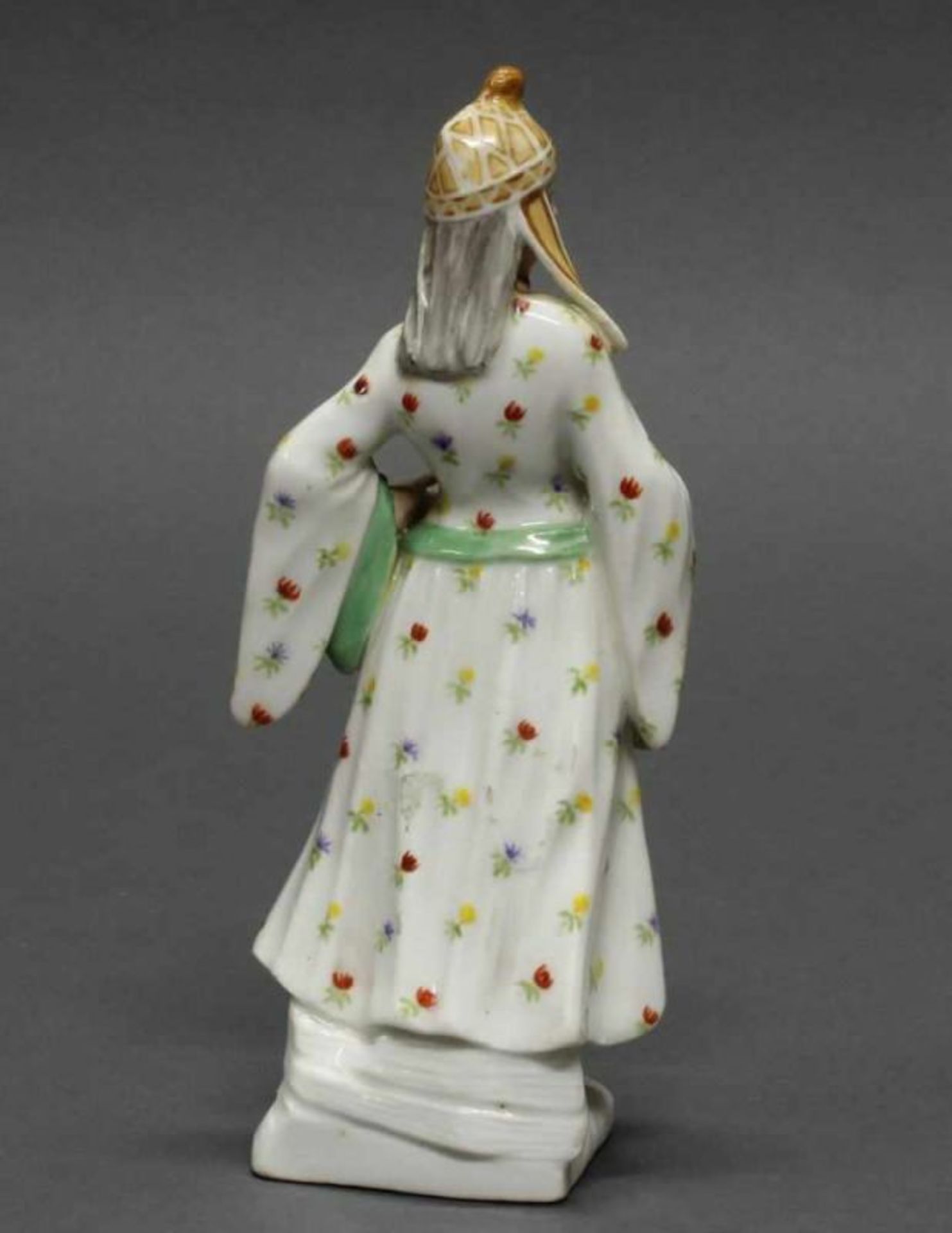 Porzellanfigur, "Orientalin", Meissen, Schwertermarke, um 1770, polychrom, Modellentwurf wohl von - Image 3 of 4