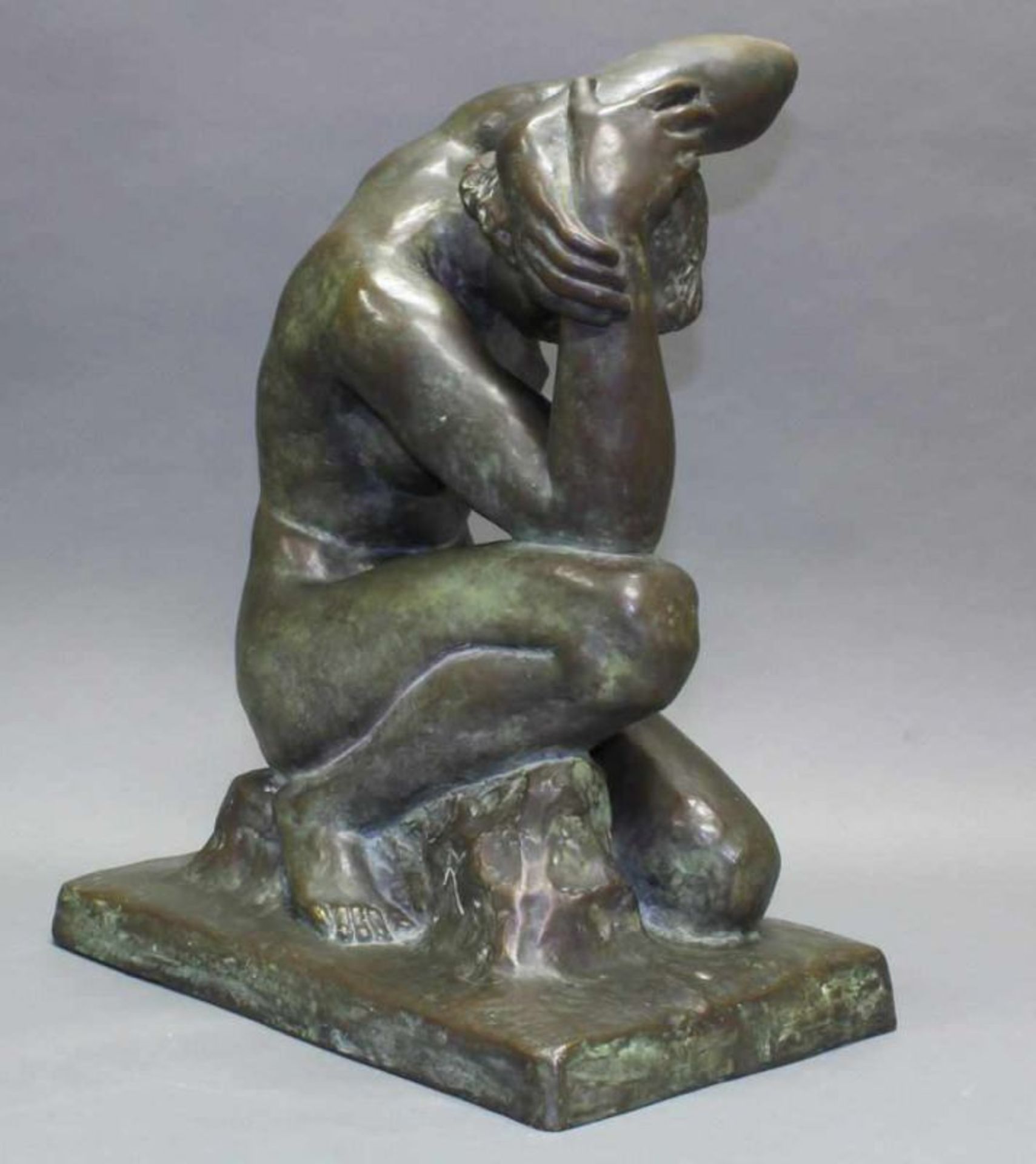 Bronze, "Der Abend", seitlich monogrammiert FK (ligiert), 46.5 cm hoch. Provenienz: erworben - Image 3 of 8