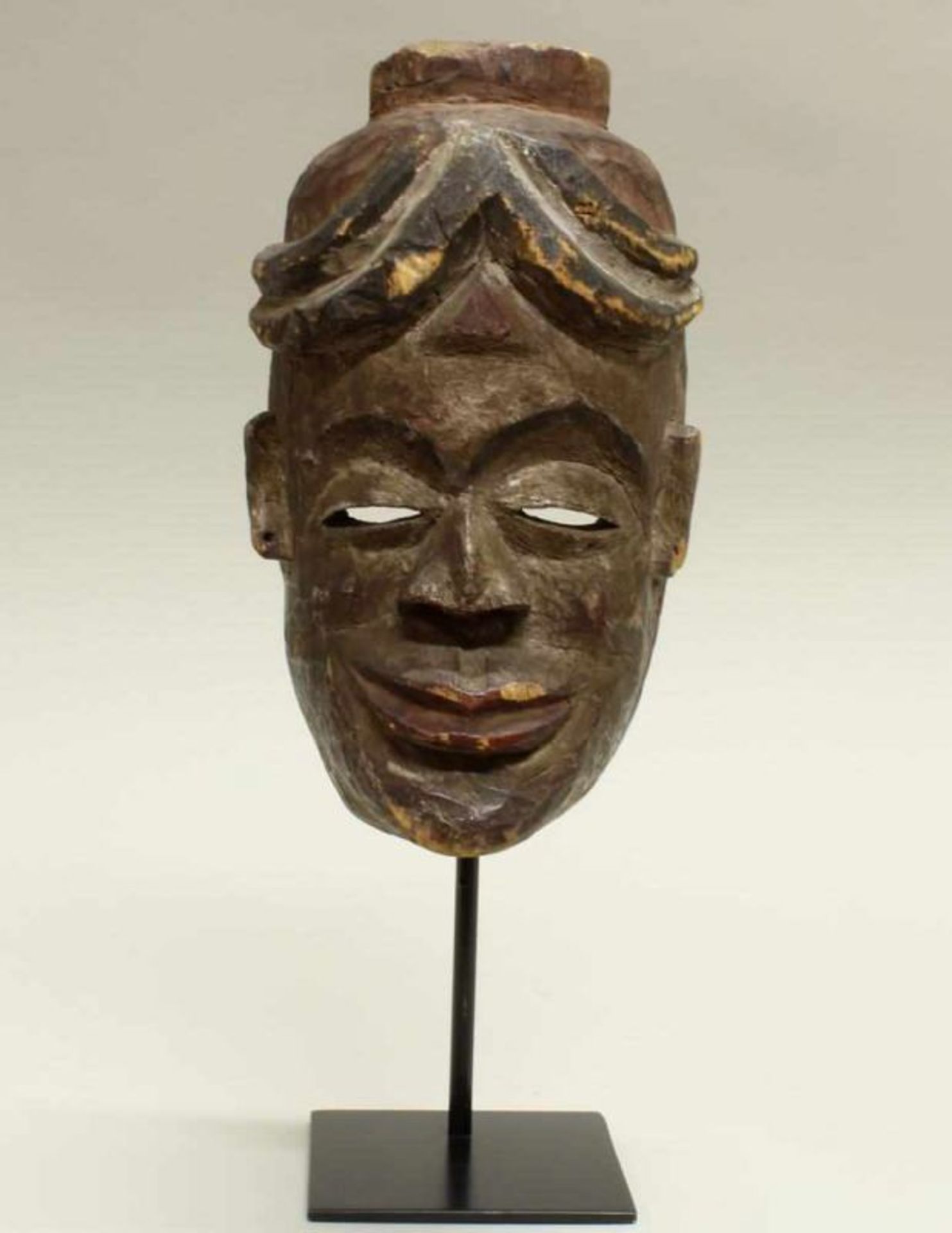 Maske, Ibo, Nigeria, Afrika, authentisch, Holz mit Resten polychromer Bemalung, 25 cm hoch,
