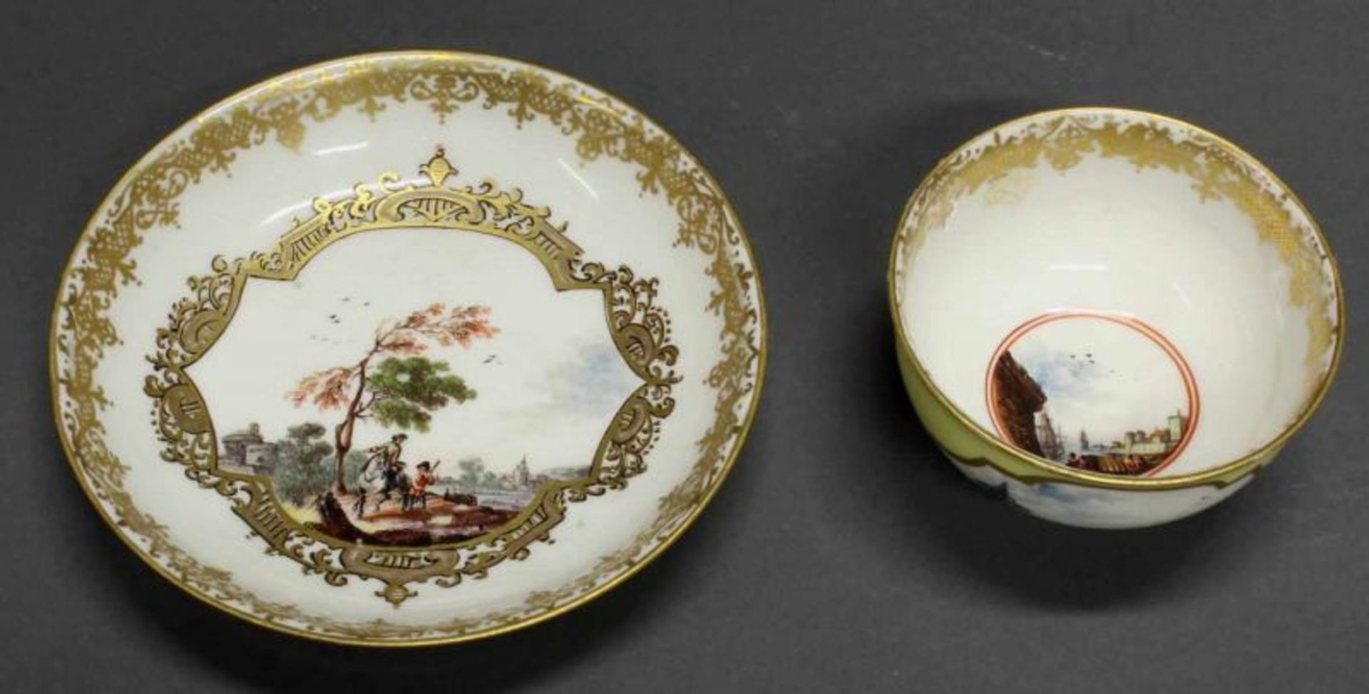 Paar Koppchen mit Untertassen, Meissen, Schwertermarke, um 1740, je Goldziffer 14, farbige - Image 6 of 7